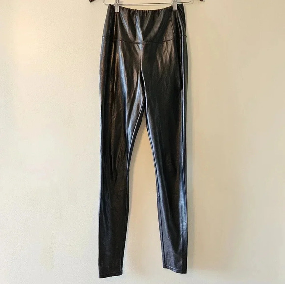 Aritzia Wilfred Free Daria High Waisted Moto Vegan Leather Biker Pants Black M. - Picture 7 of 12